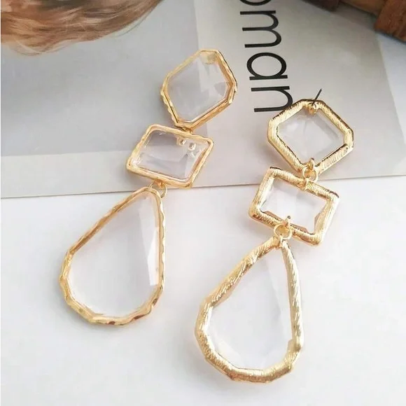 Clear gemstone dangle drop statement earrings ✨ - Picture 3 of 3